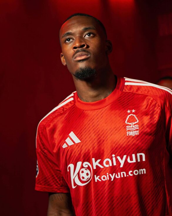 Camisa-titular-do-Nottingham-Forest-2024-2025-Adidas-2-585x731.jpg